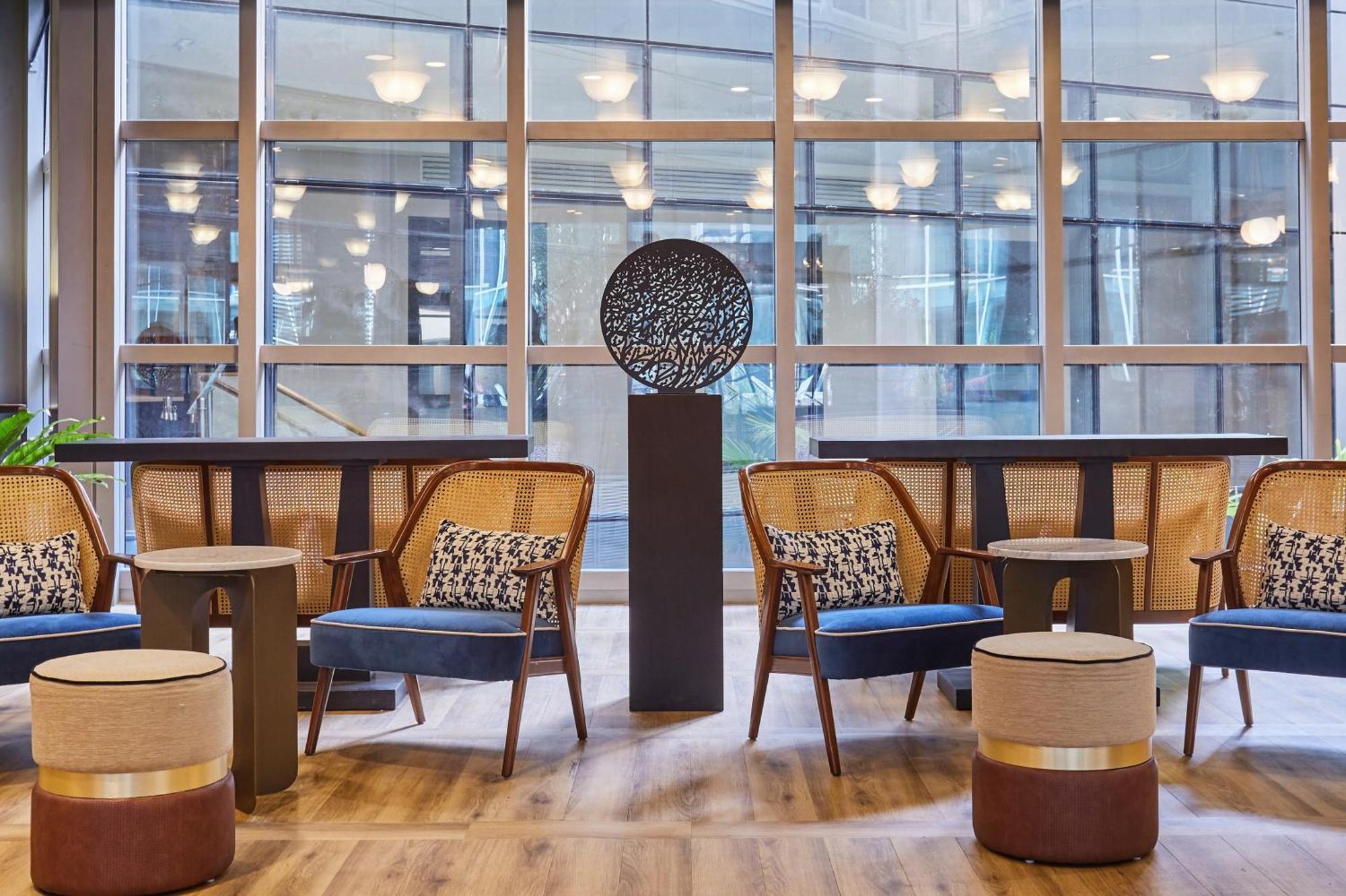 Voco Paris - Porte De Clichy By Ihg Dış mekan fotoğraf